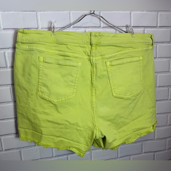 Torrid Women's Neon Yellow Cutoff Shorts - plus Size 22 - Picture 5 of 9